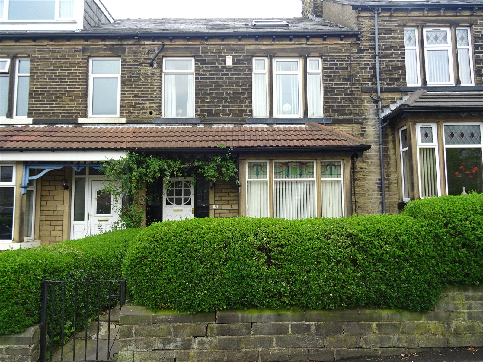 Whitegates Bradford 5 bedroom House For Sale in St Enochs Road Bradford