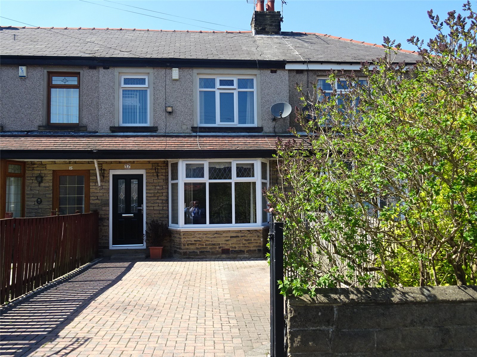 Whitegates Bradford 3 bedroom House For Sale in Kenmore Drive Bradford