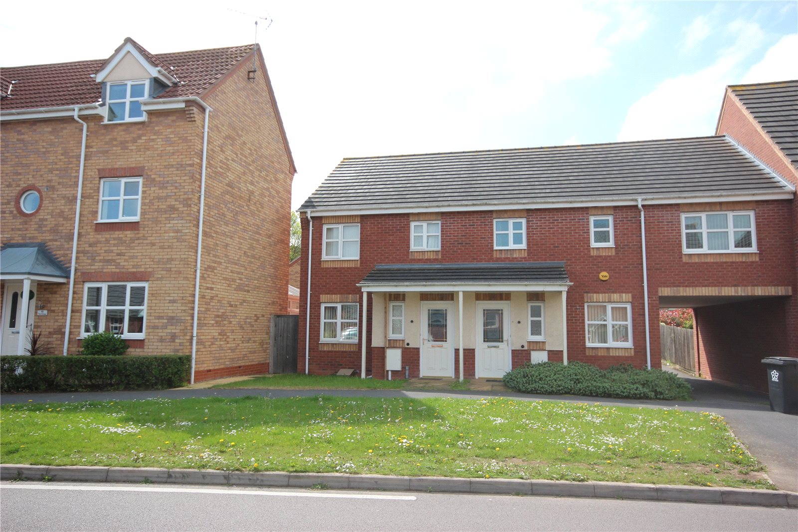 Whitegates Leicester 3 bedroom House for sale in Saxthorpe Road Hamilton Leicester LE5 Whitegates Whitegates Leicester 3 bedroom House for sale in Saxthorpe Road Hamilton Leicester LE5 Whitegates
