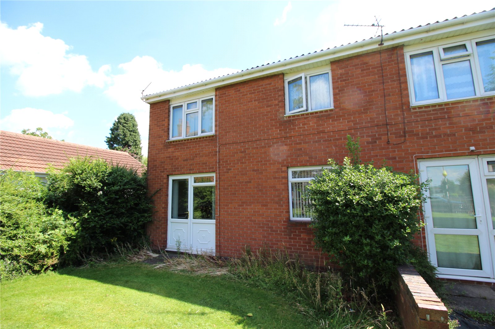 Whitegates Wolverhampton 1 bedroom Flat to rent in Prestwood Road Wednesfield Wolverhampton WV11
