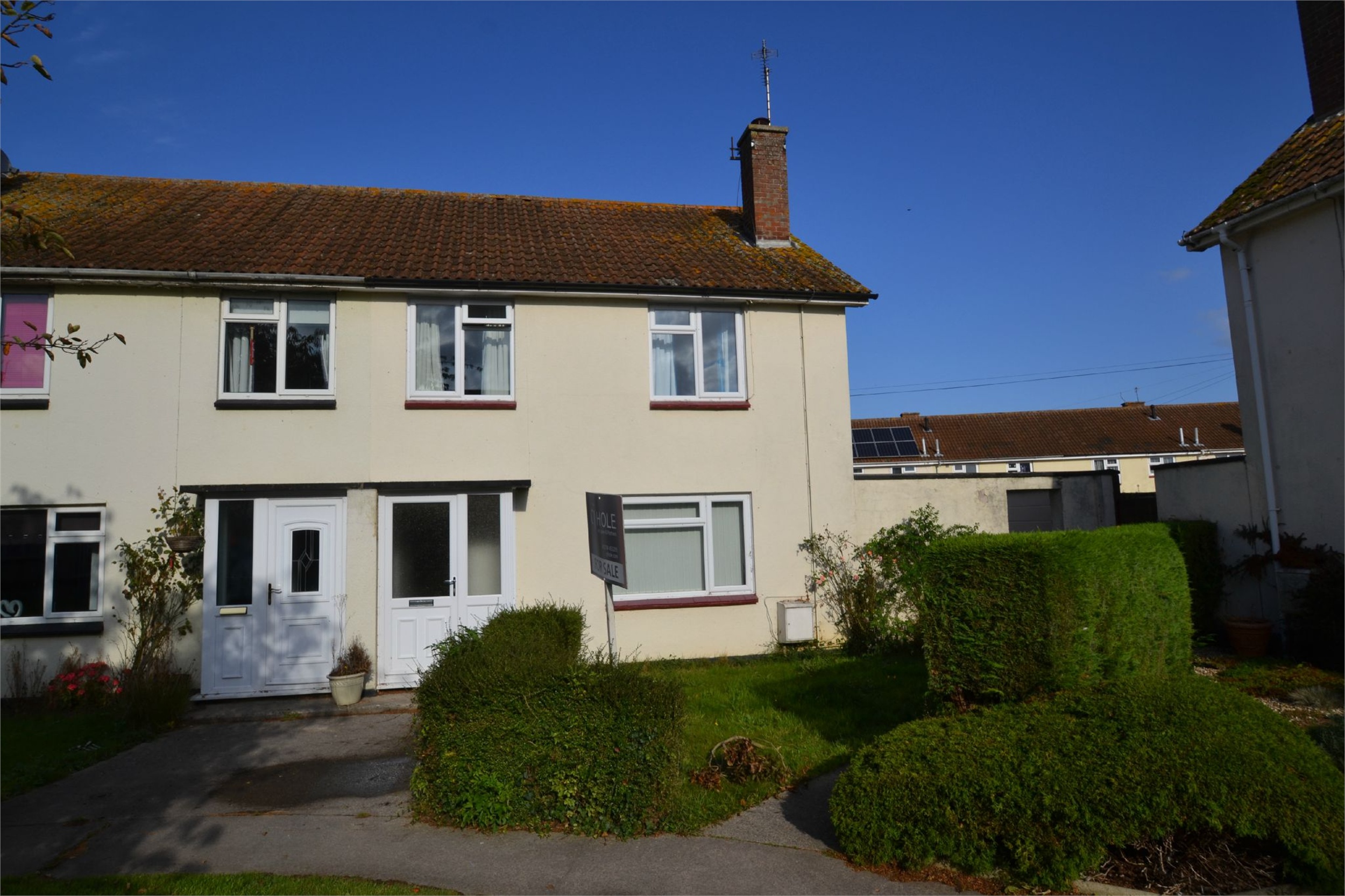 CJ Hole Bridgwater 3 bedroom House to rent in Priory Close Cannington