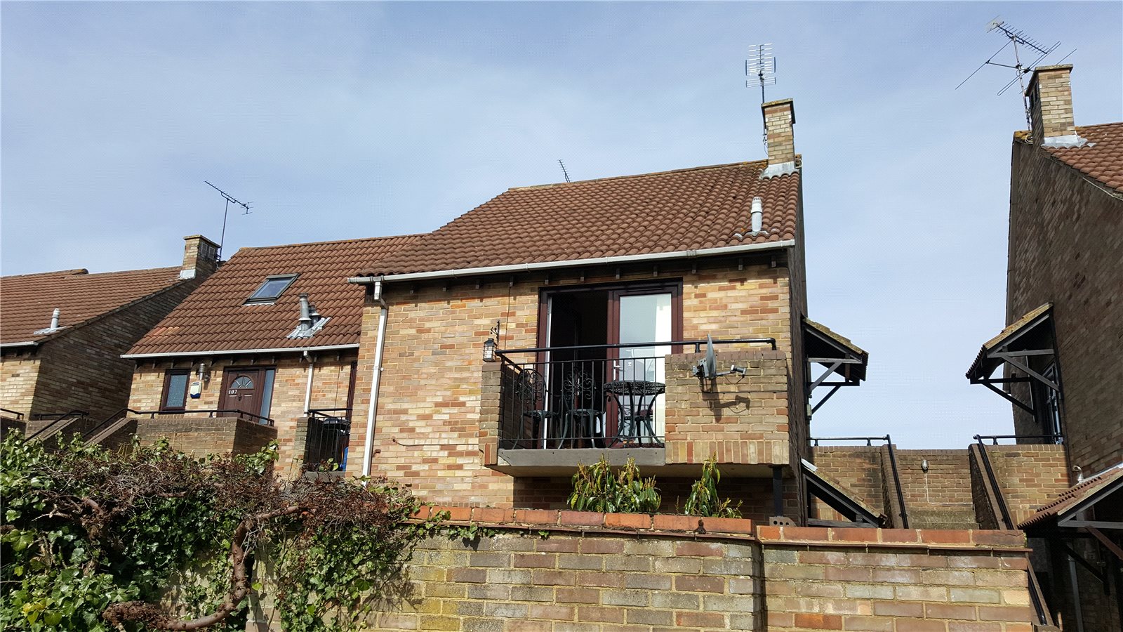 Parkers Earley 1 bedroom for sale in Maiden Place Lower Earley Reading RG6 Parkers
