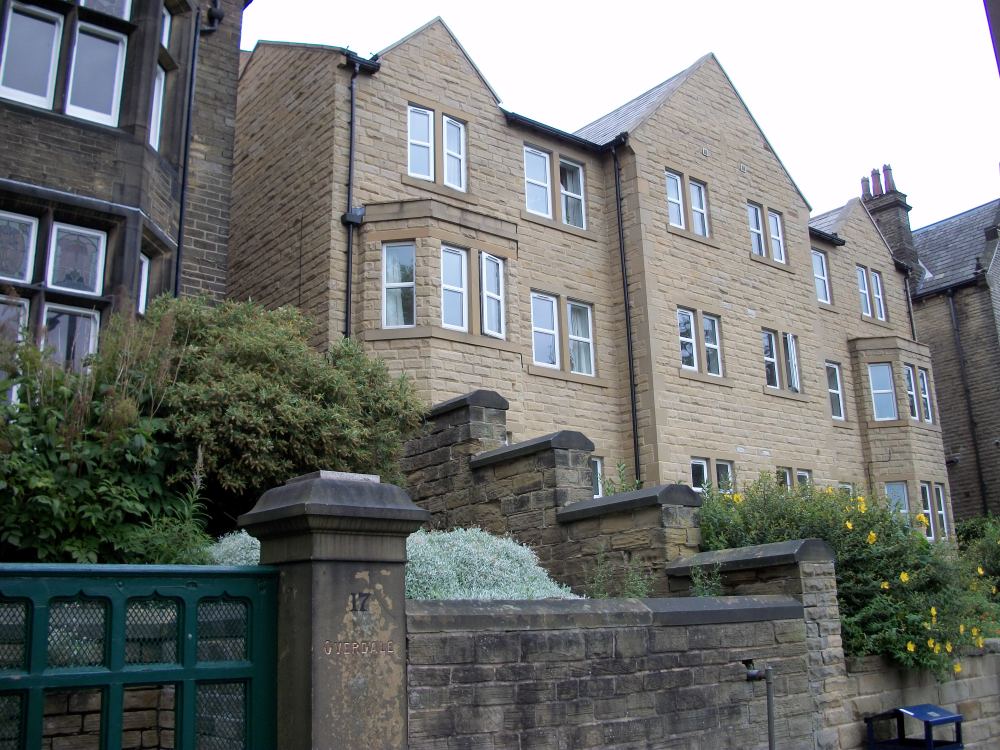 Whitegates Huddersfield 2 bedroom Flat to rent in Parklands 16 Park