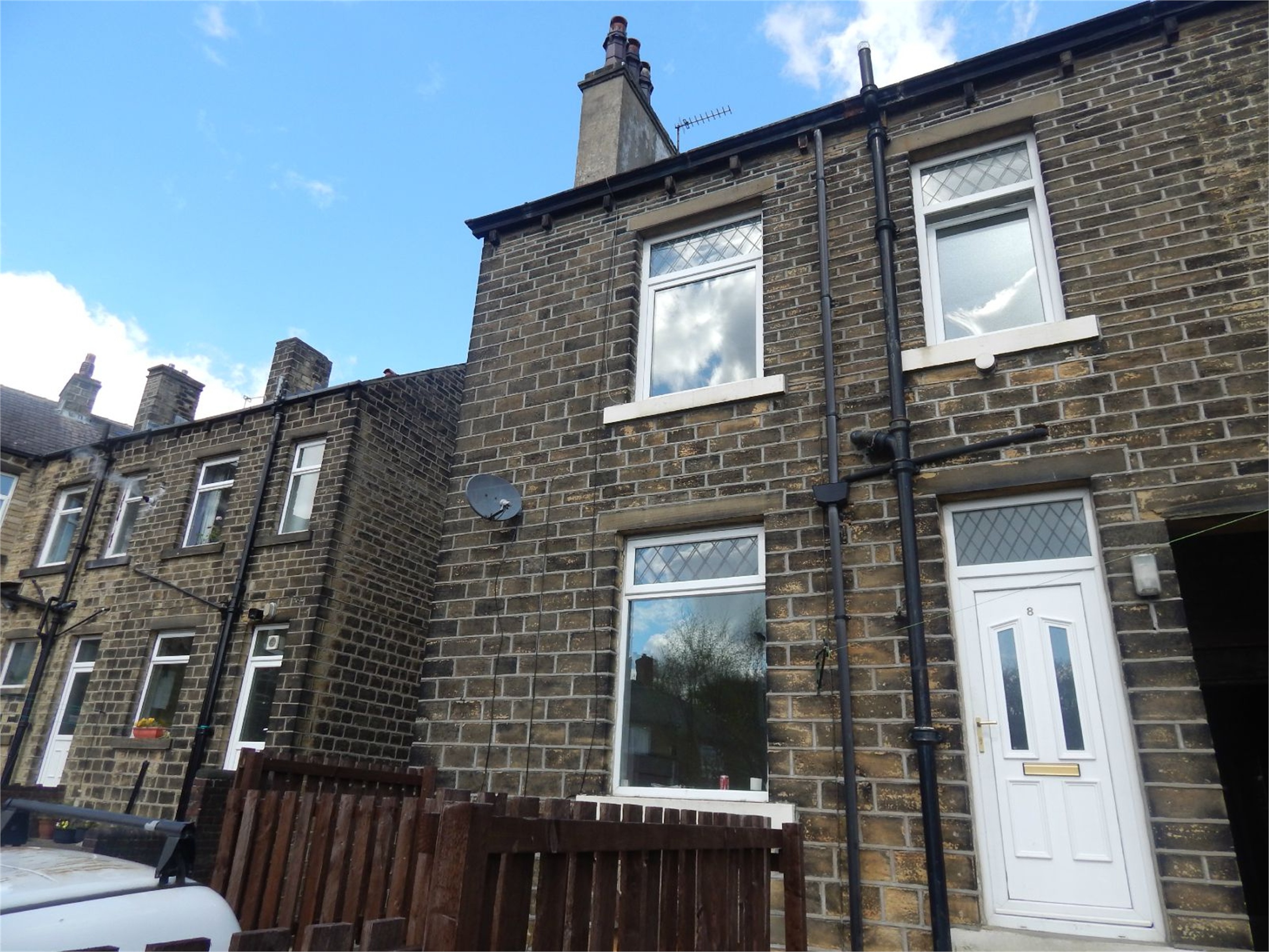 Whitegates Huddersfield 2 bedroom House Let Agreed in Adelphi Road