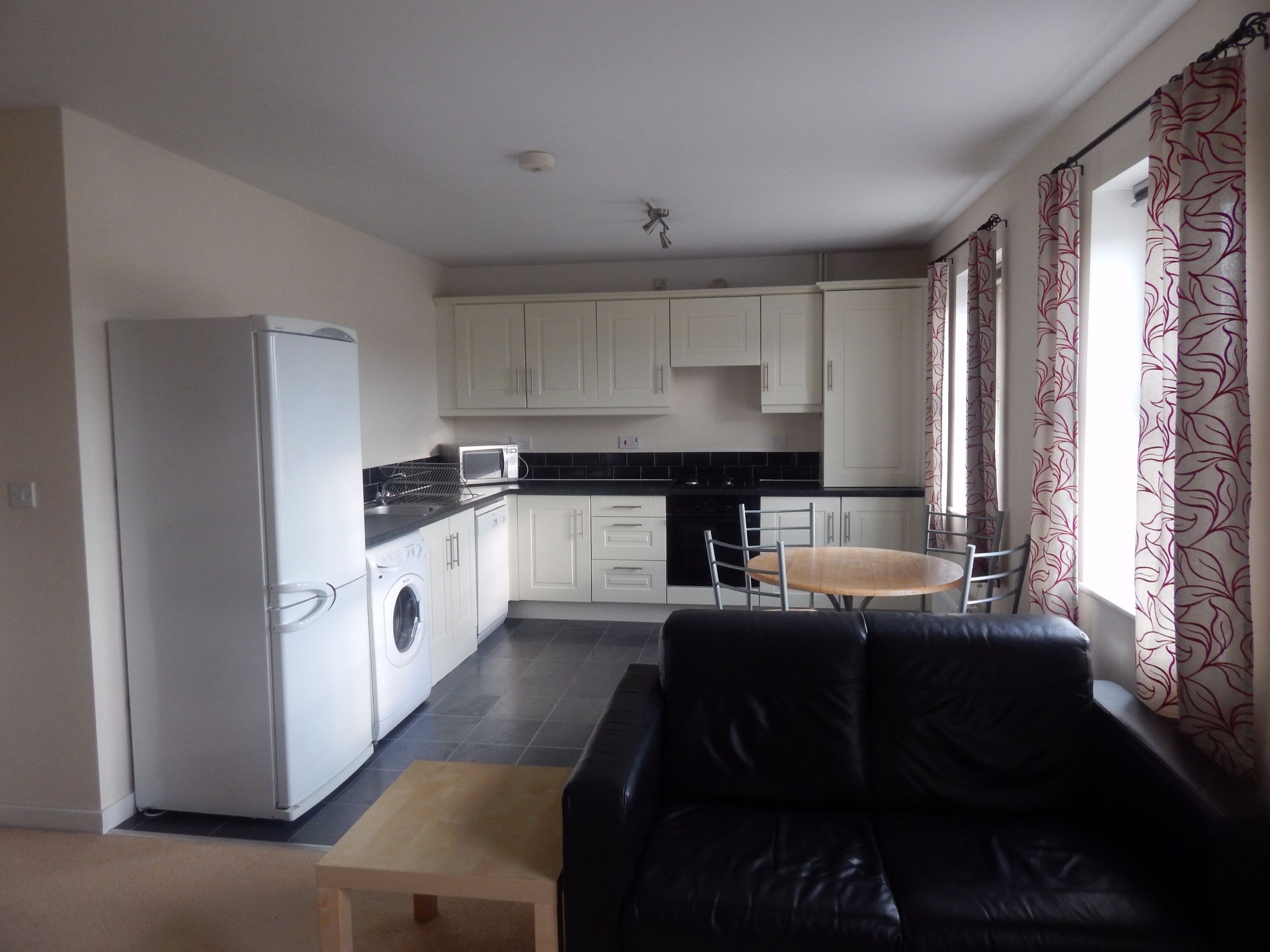 Whitegates Huddersfield 2 Bedroom Flat Let Agreed In Oxley