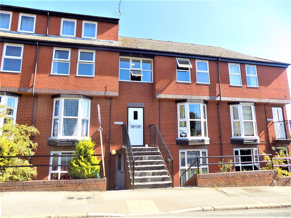 Martin & Co Aldershot 1 bedroom Apartment Let in Grosvenor Road, Aldershot