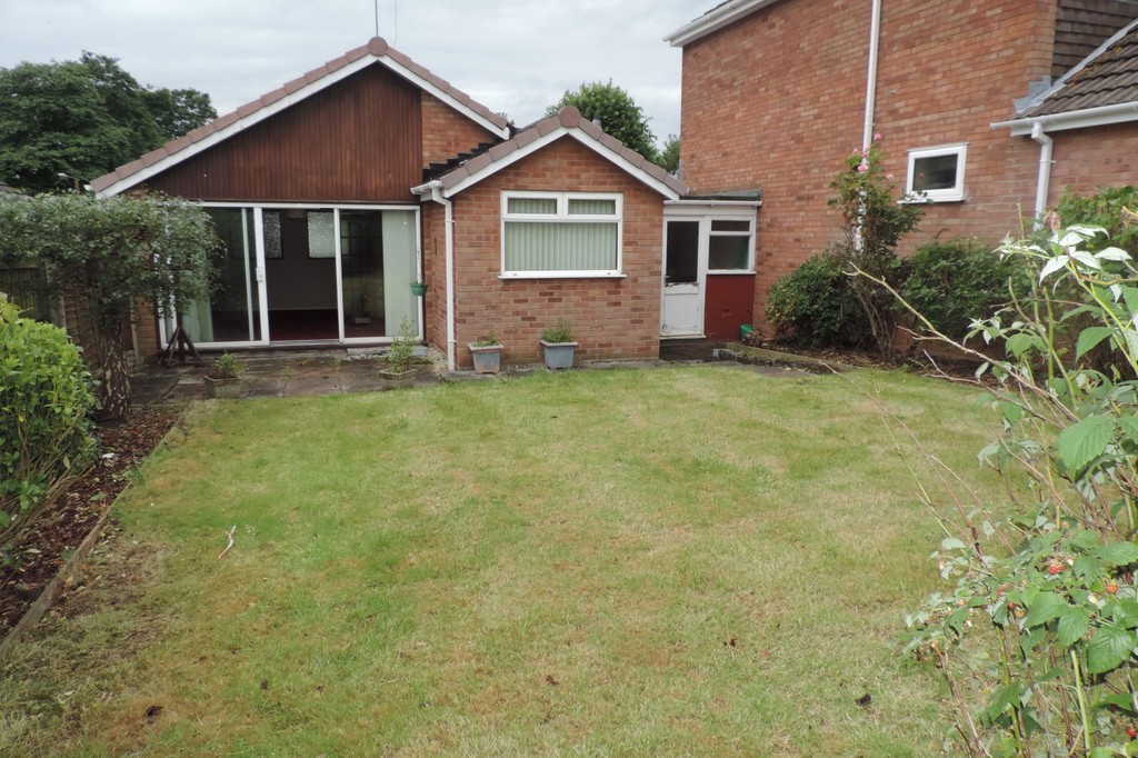 Martin & Co Stafford 2 bedroom SemiDetached Bungalow Let in Underwood