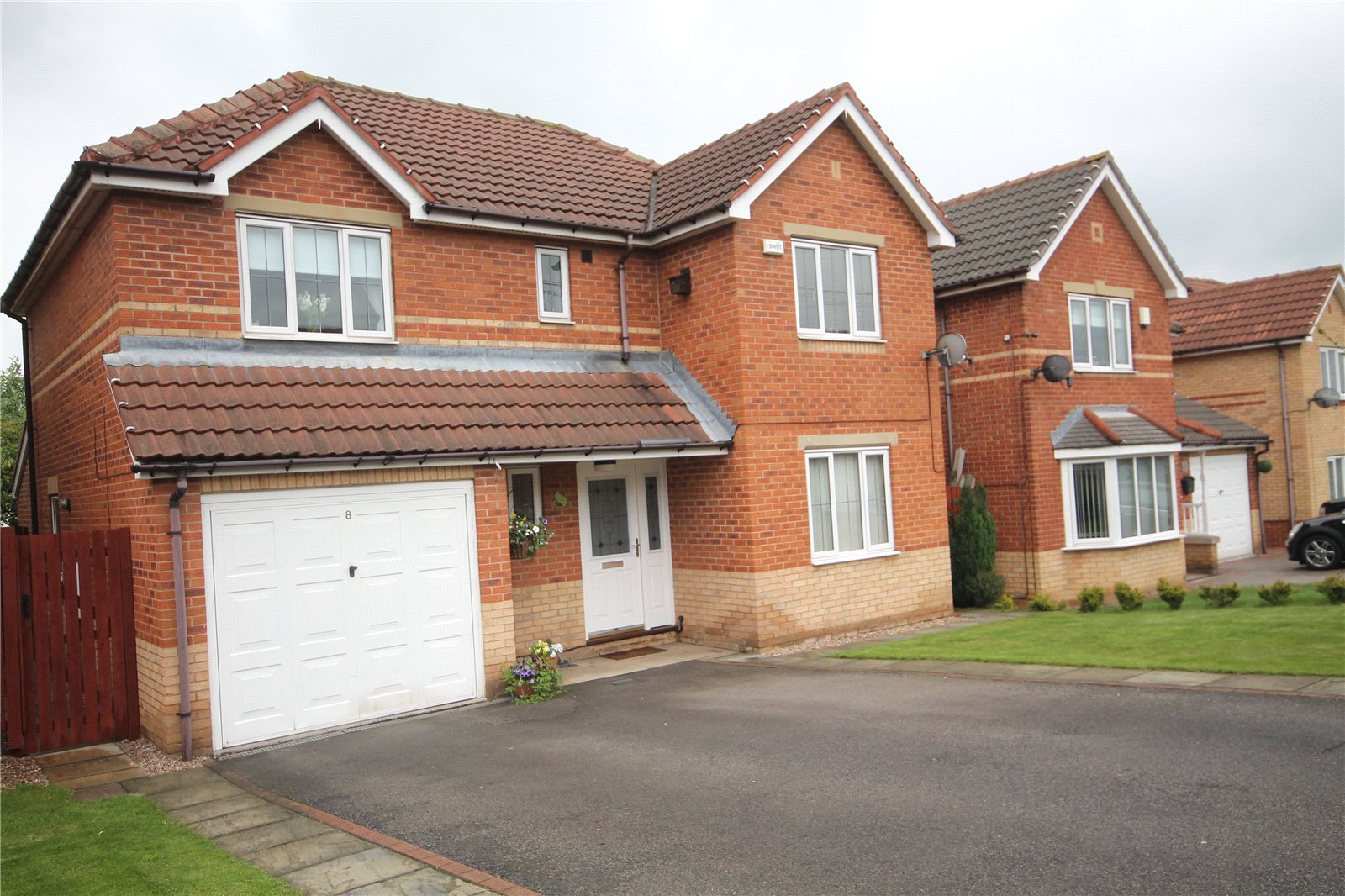 Whitegates Barnsley 4 bedroom House SSTC in Deepdale Croft Barugh Green Barnsley