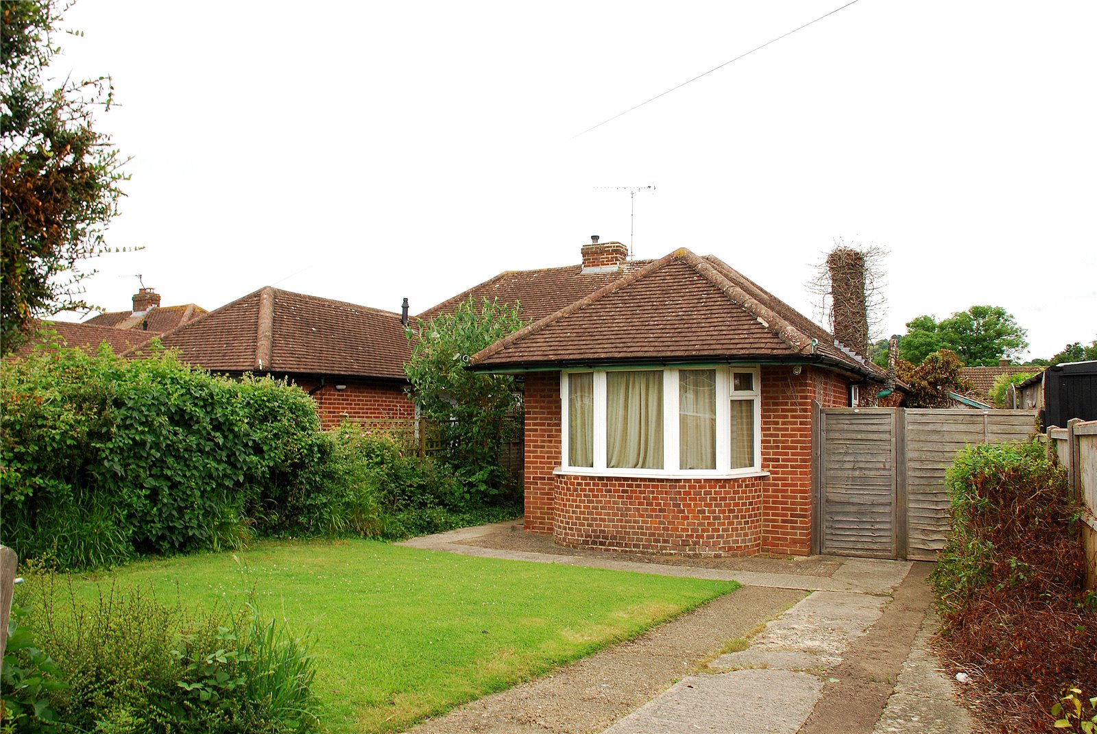 CJ Hole Hucclecote 2 bedroom Bungalow for sale in Zoons Road Hucclecote