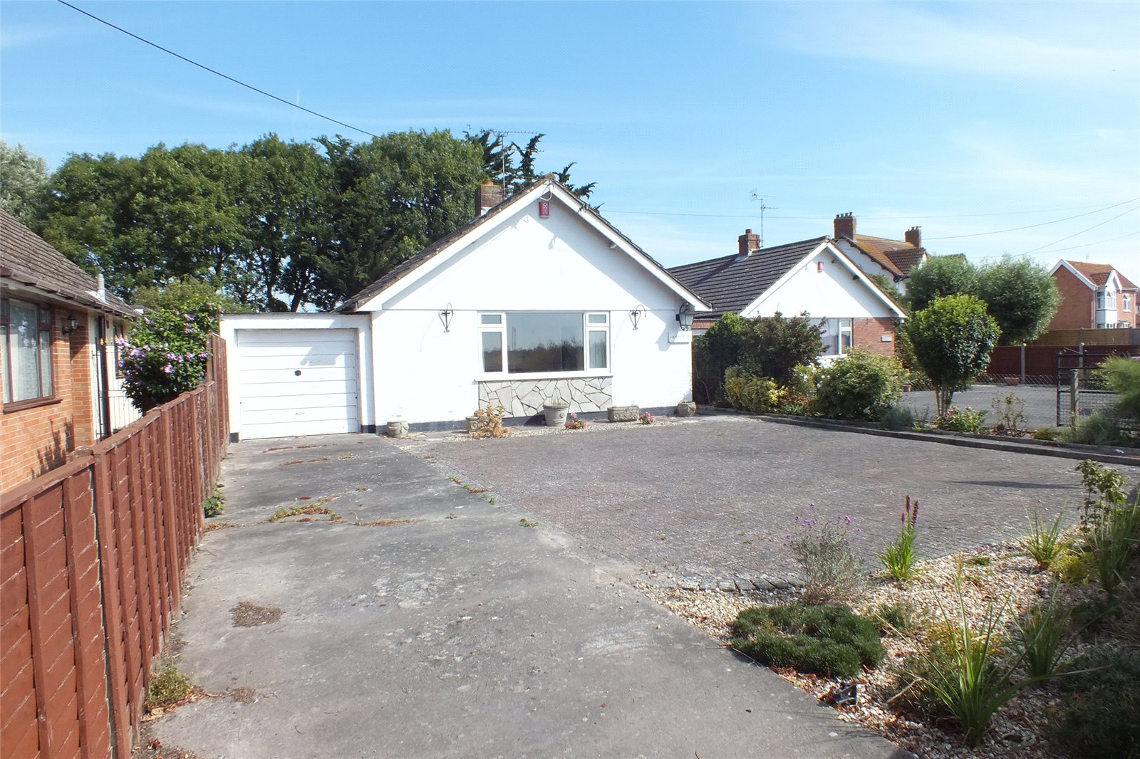 CJ Hole BurnhamonSea 3 bedroom Bungalow for sale in Brent Road Berrow