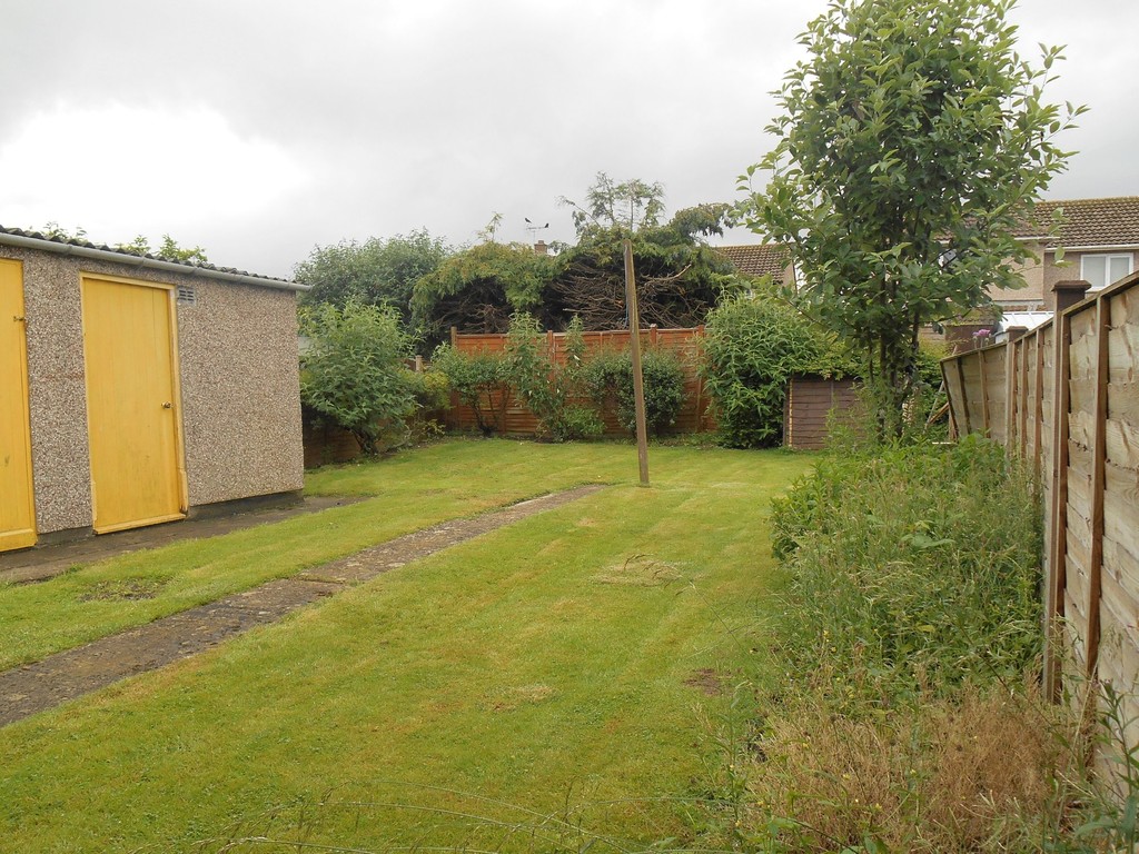 Martin & Co Swindon 2 bedroom SemiDetached House Let in Kingswood