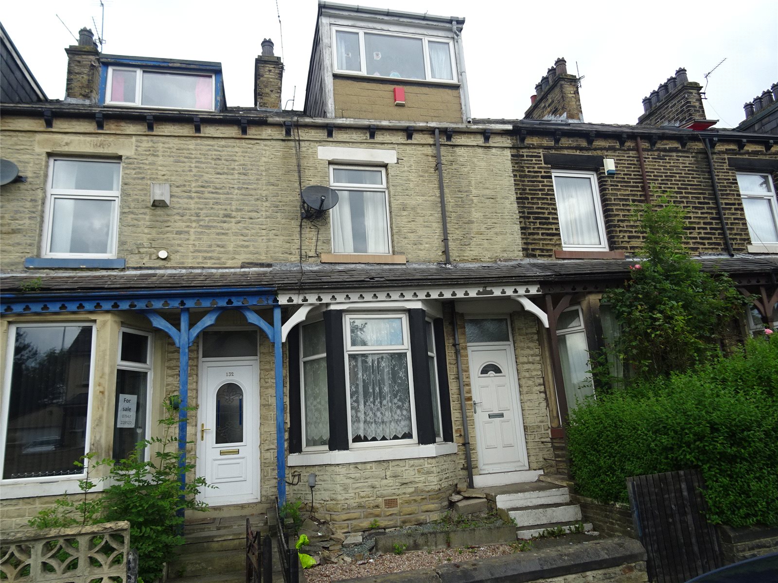 Whitegates Bradford 4 bedroom House SSTC in Lister Avenue, Bradford