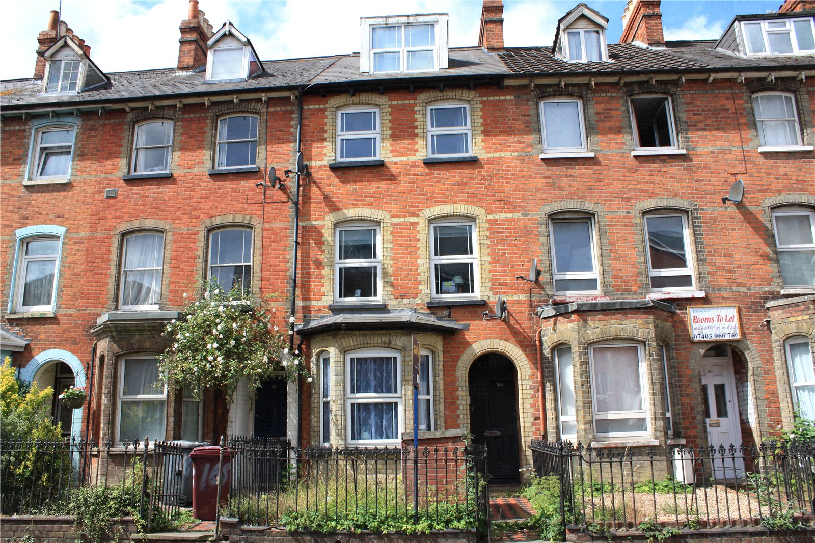 Parkers Reading Studio Flat to rent in Southampton Street Reading