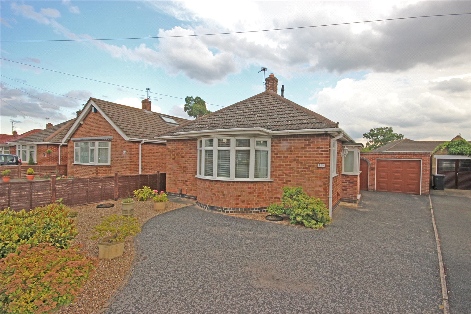 Whitegates Leicester 2 bedroom Bungalow for sale in Atherstone Road