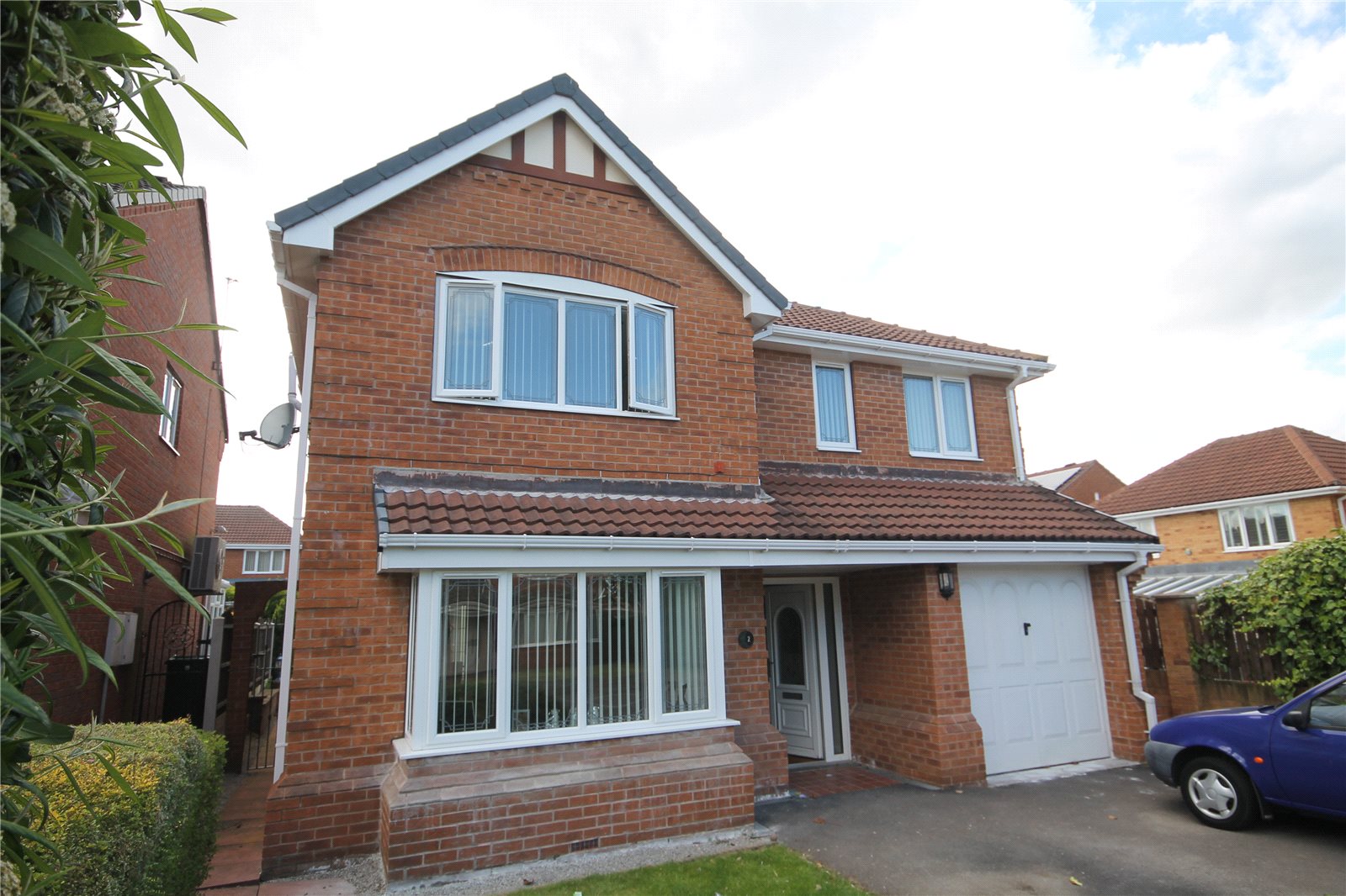 Whitegates Barnsley 4 bedroom House SSTC in Gildhurst Court Birdwell