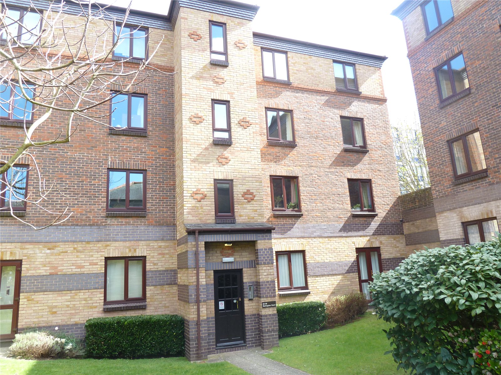 CJ Hole Clifton old 1 bedroom Flat to rent in Berlington Court