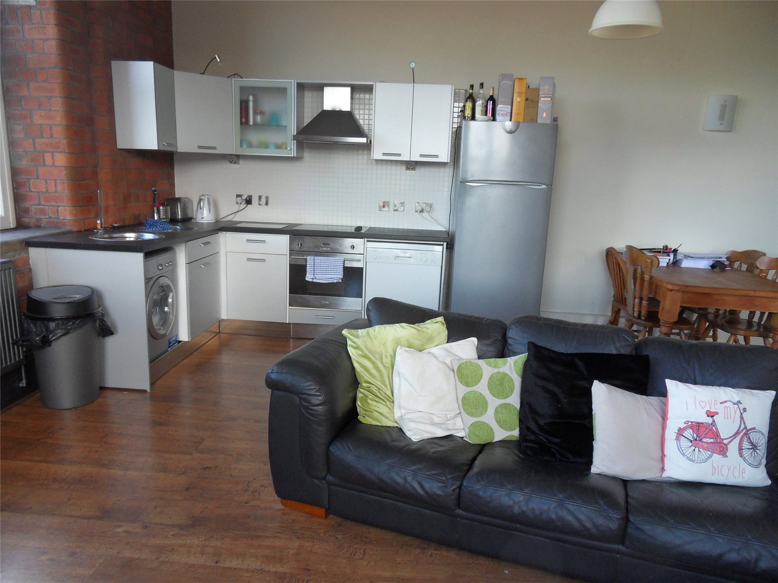 Whitegates Dewsbury 1 bedroom Flat Let Agreed in Sprinkwell Mill Bradford Rd Dewsbury