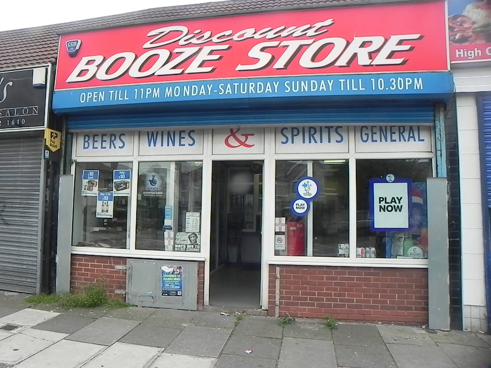 Whitegates Bootle Studio House to rent in Linacre Lane Bootle Liverpool