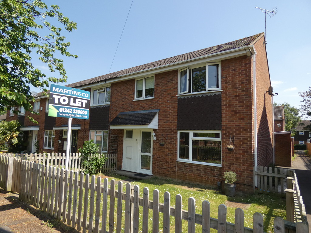 Martin & Co Cheltenham 3 bedroom End of Terrace House Let in Up