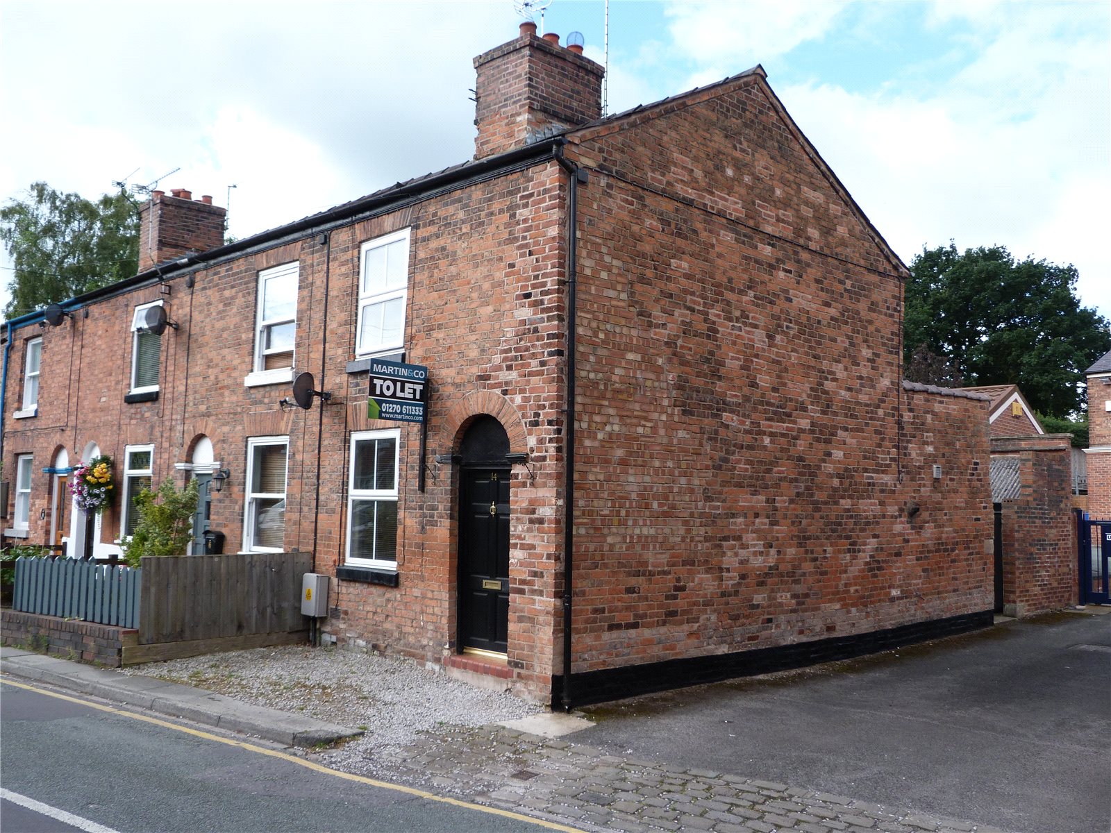 Whitegates Crewe 2 bedroom Cottage for sale in Marsh Lane Nantwich Cheshire CW5 Whitegates