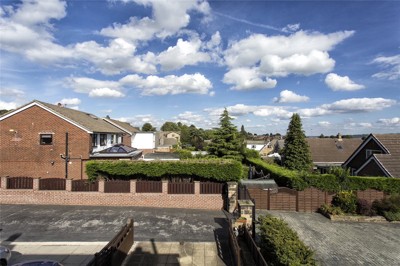 Whitegates Mirfield 3 bedroom House for sale in Kitson Hill Road