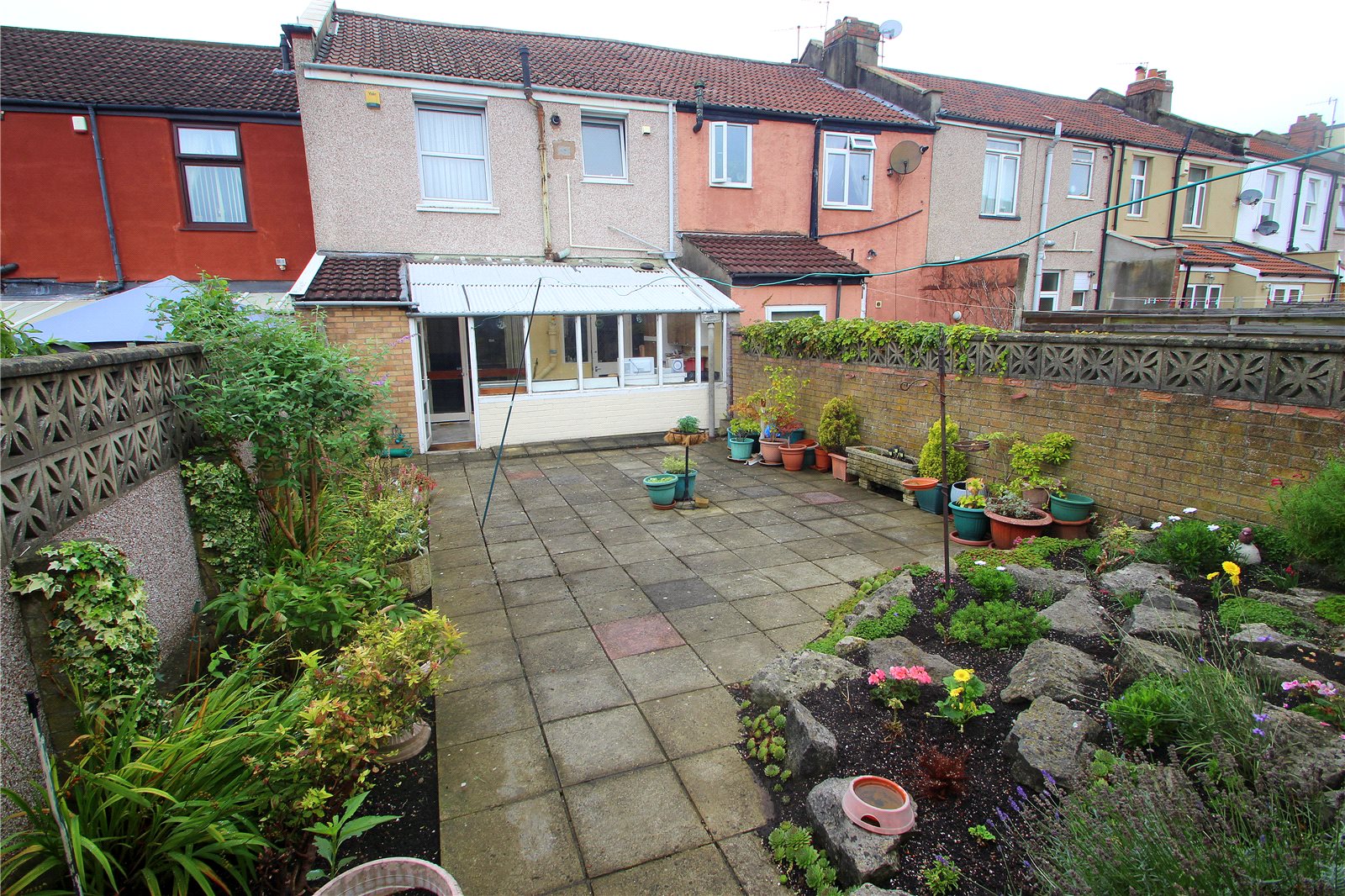 CJ Hole Southville 3 bedroom House for sale in St Johns Lane Bedminster