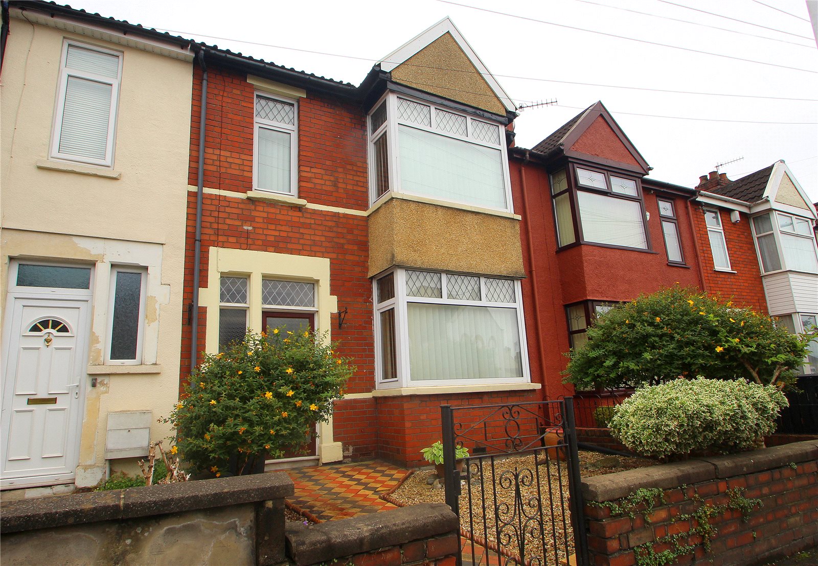 CJ Hole Southville 3 bedroom House for sale in St Johns Lane Bedminster