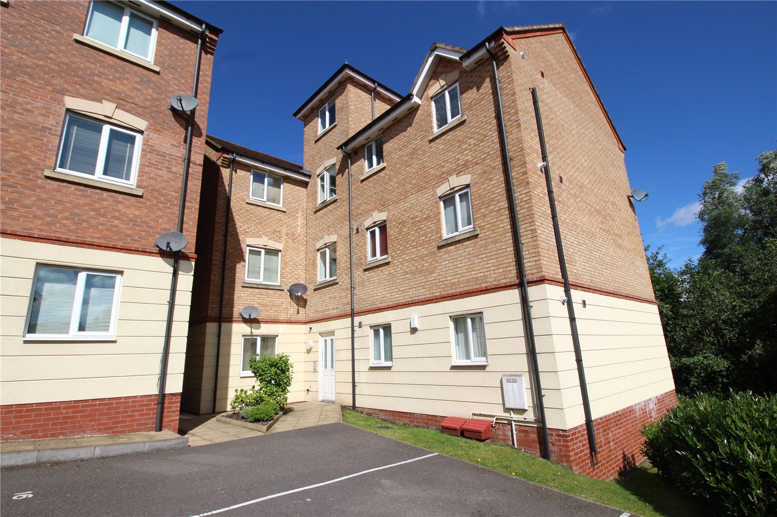 Whitegates Wolverhampton 1 bedroom Flat for sale in Bay Avenue Bilston