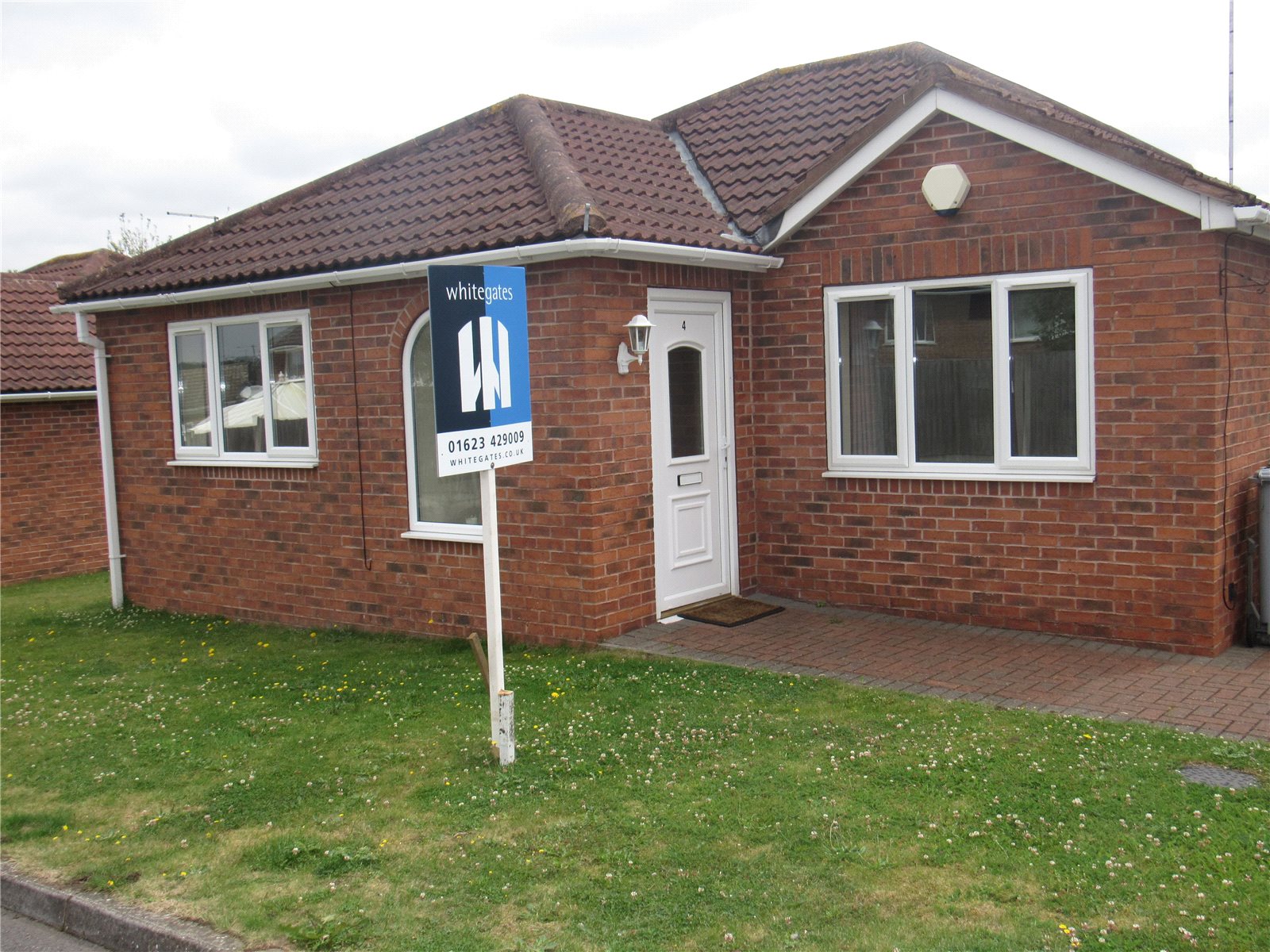 Whitegates Mansfield 2 bedroom Bungalow to rent in James Close New