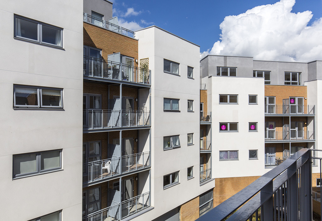 Martin & Co Tonbridge 1 bedroom Apartment Let in Sovereign Way, Tonbridge