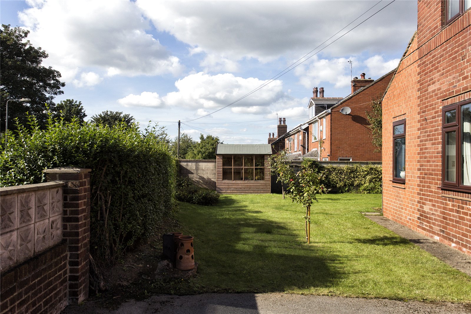 Whitegates Pontefract 4 bedroom House SSTC in Baghill Lane Pontefract