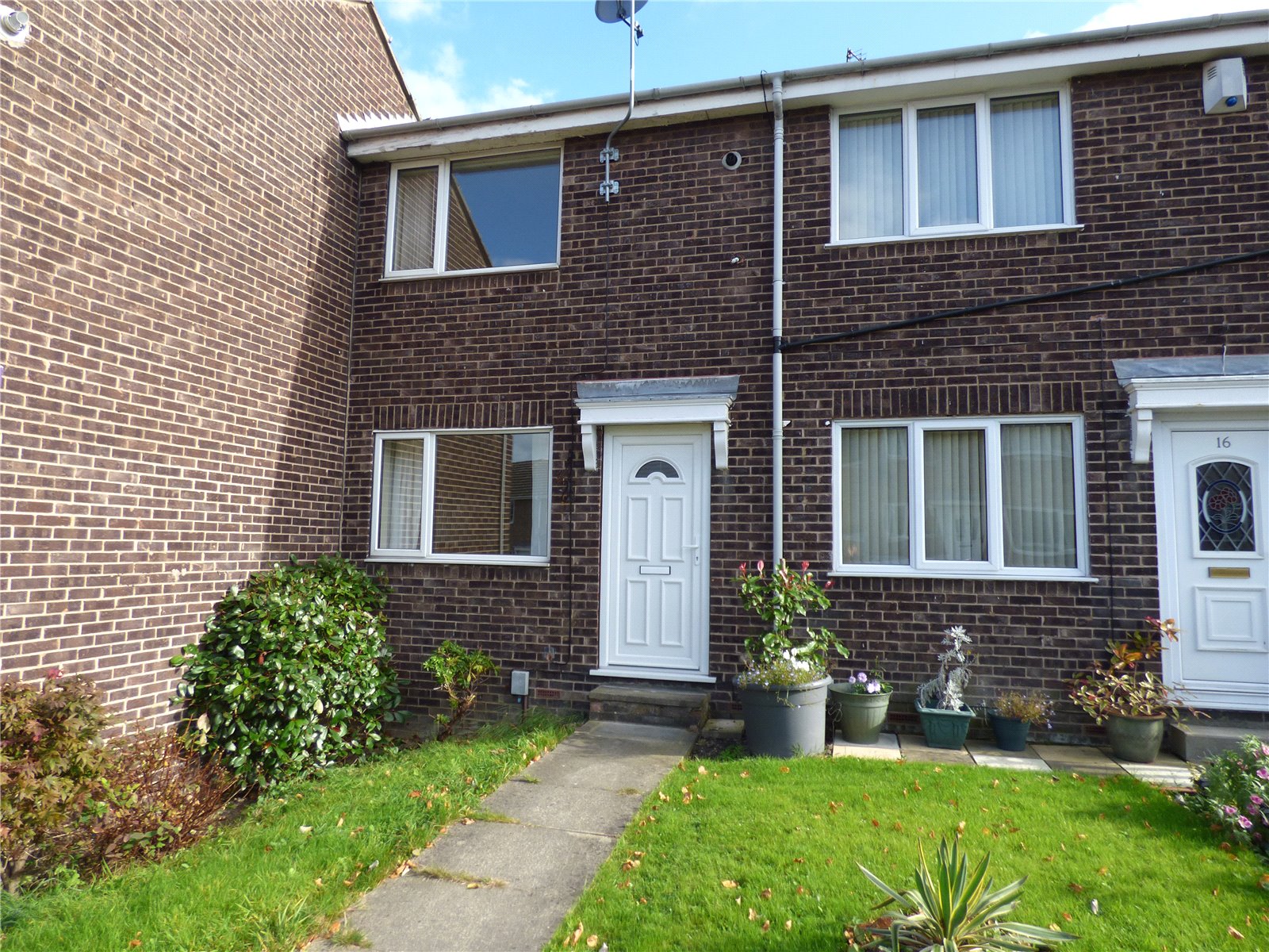 2 bedroom houses to rent in salford