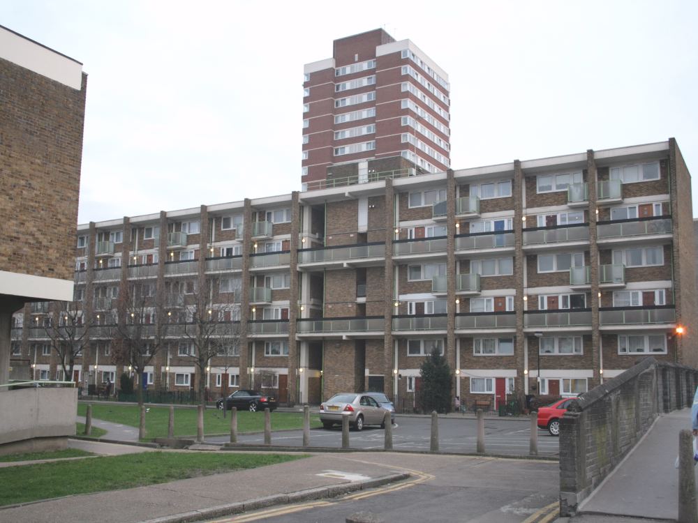 2 Bedroom Maisonette To Rent Derwent House Mile End 2 Bedroom Maisonette To Rent Derwent House Mile End