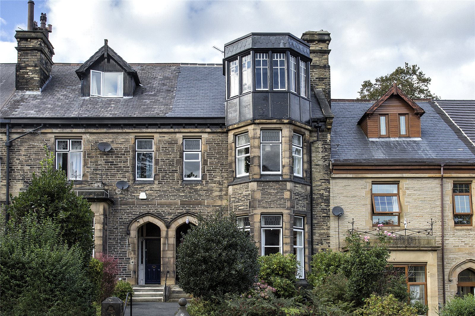 Whitegates Dewsbury 6 bedroom House for sale in West Park Street