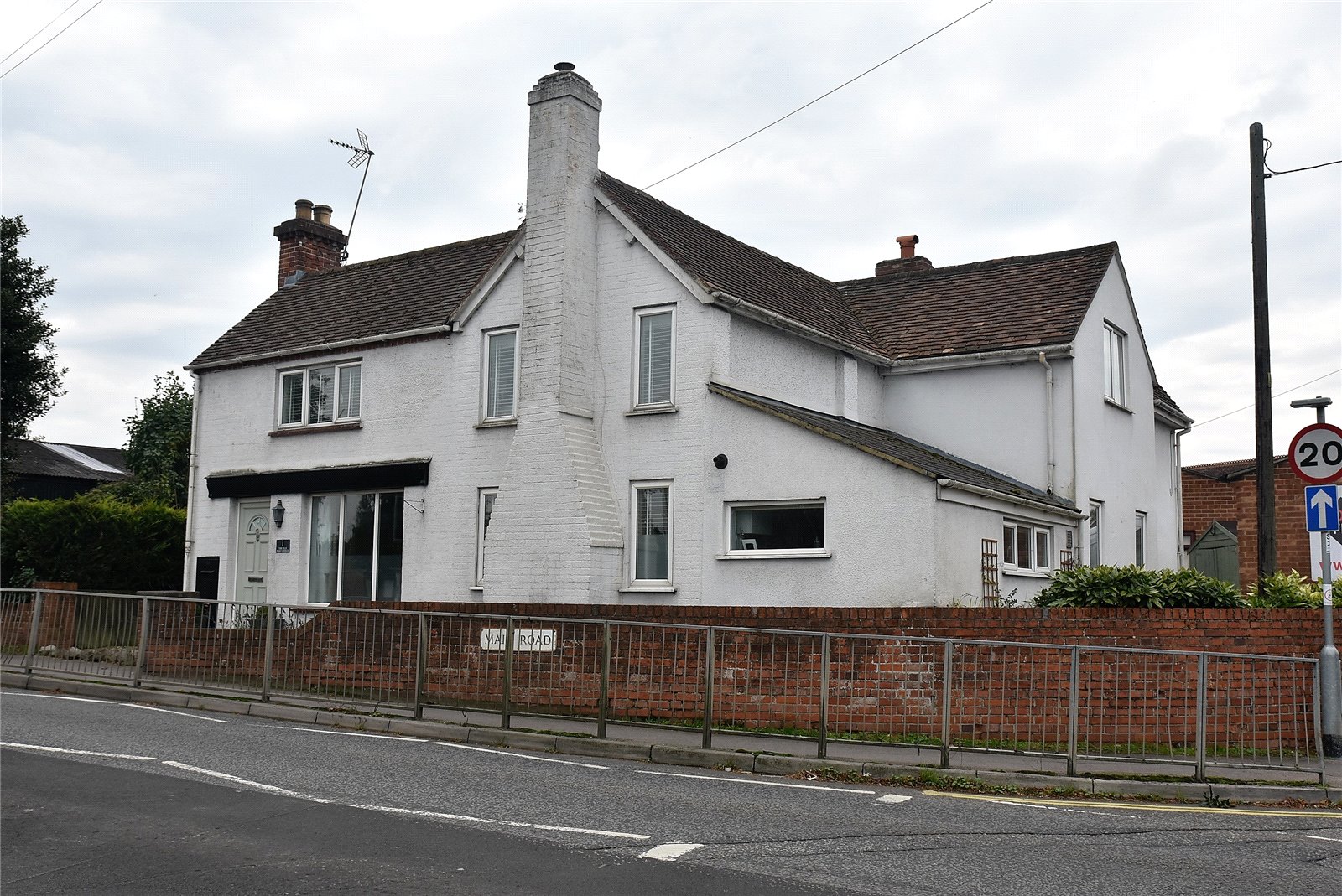 Parkers Tadley 5 bedroom House for sale in Main Road Tadley Hampshire