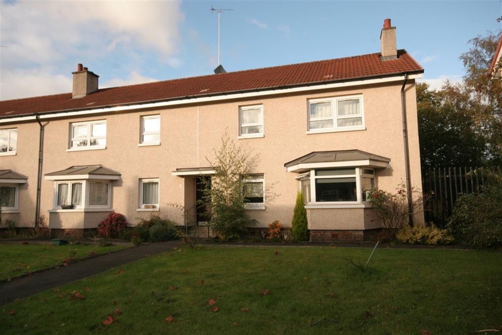 Martin & Co Glasgow Shawlands 1 bedroom Apartment Let in 79 Muirskeith Road