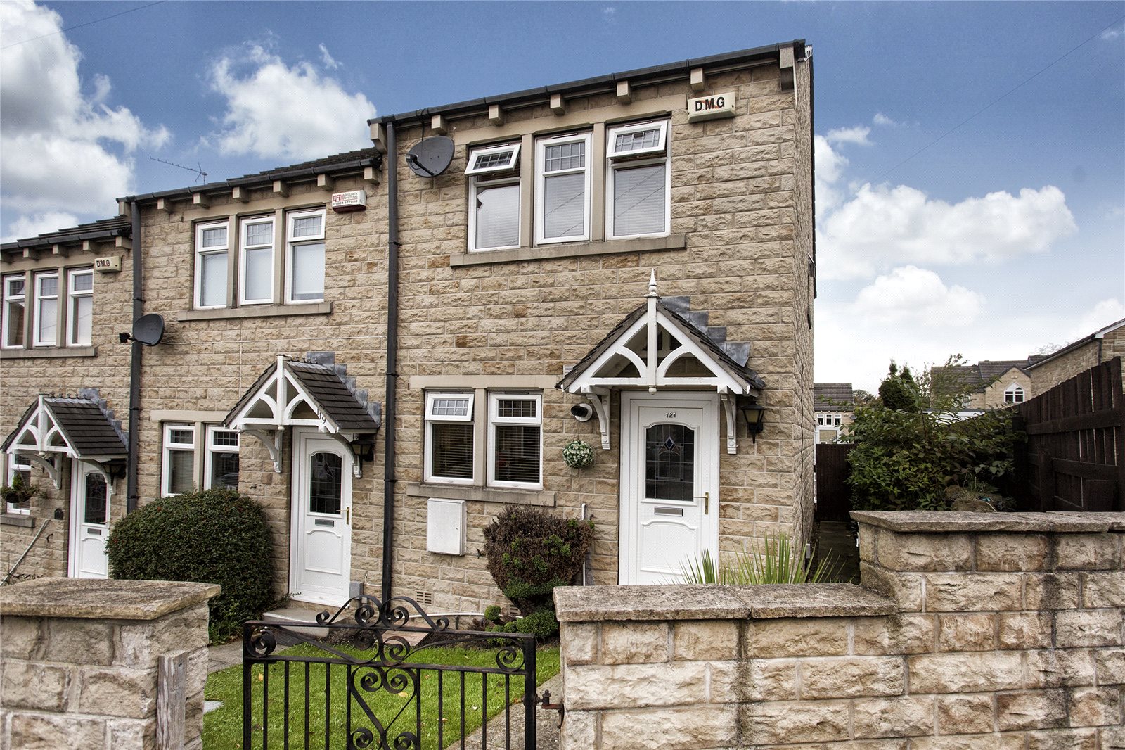 Whitegates Dewsbury 2 bedroom House SSTC in Moor End Lane Dewsbury West