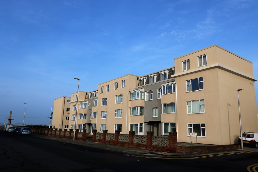 Martin & Co Blackpool 2 bedroom Let in Crescent Court, Blackpool