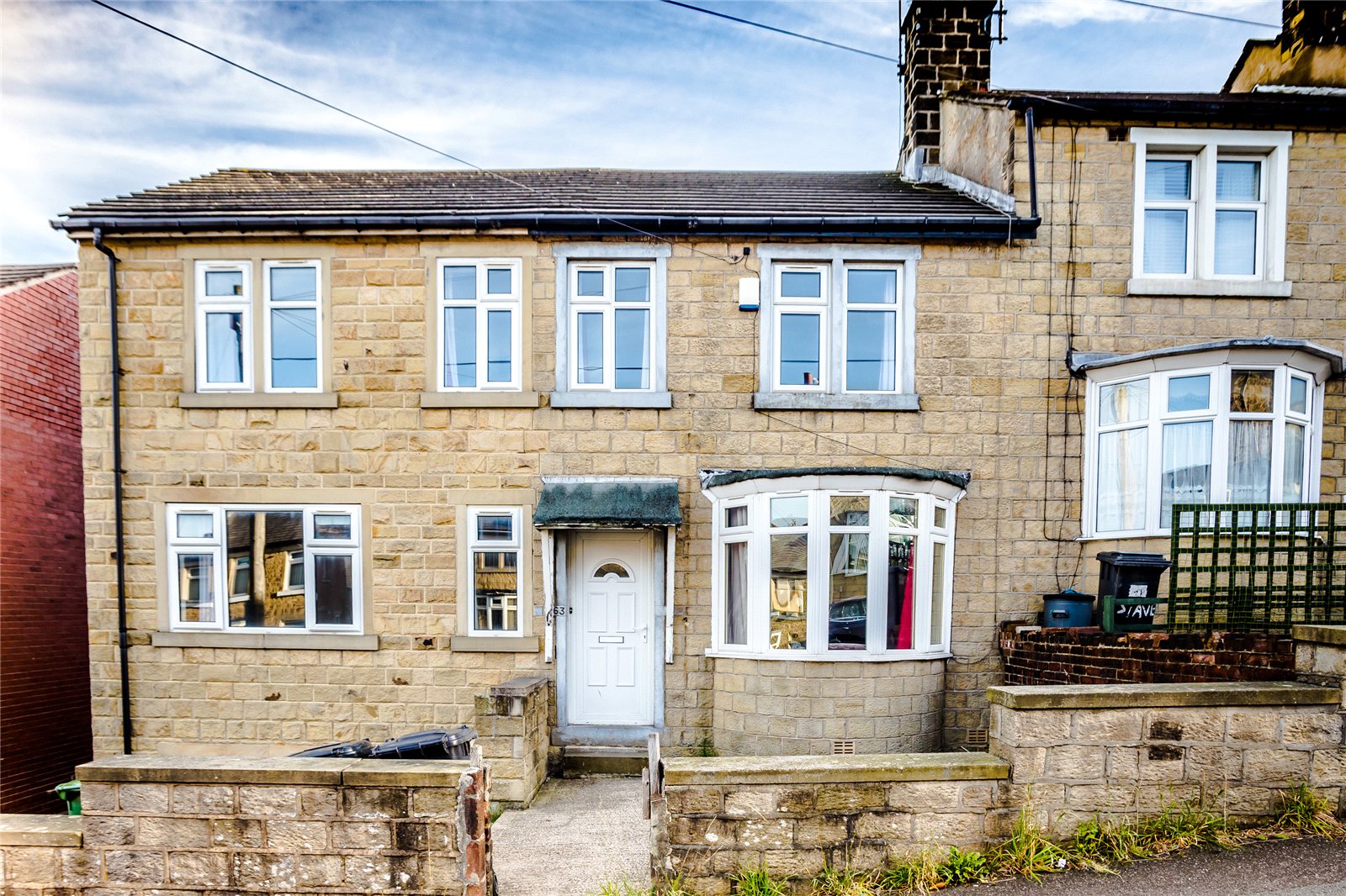 Whitegates Huddersfield 6 bedroom House To Let in Springdale Avenue