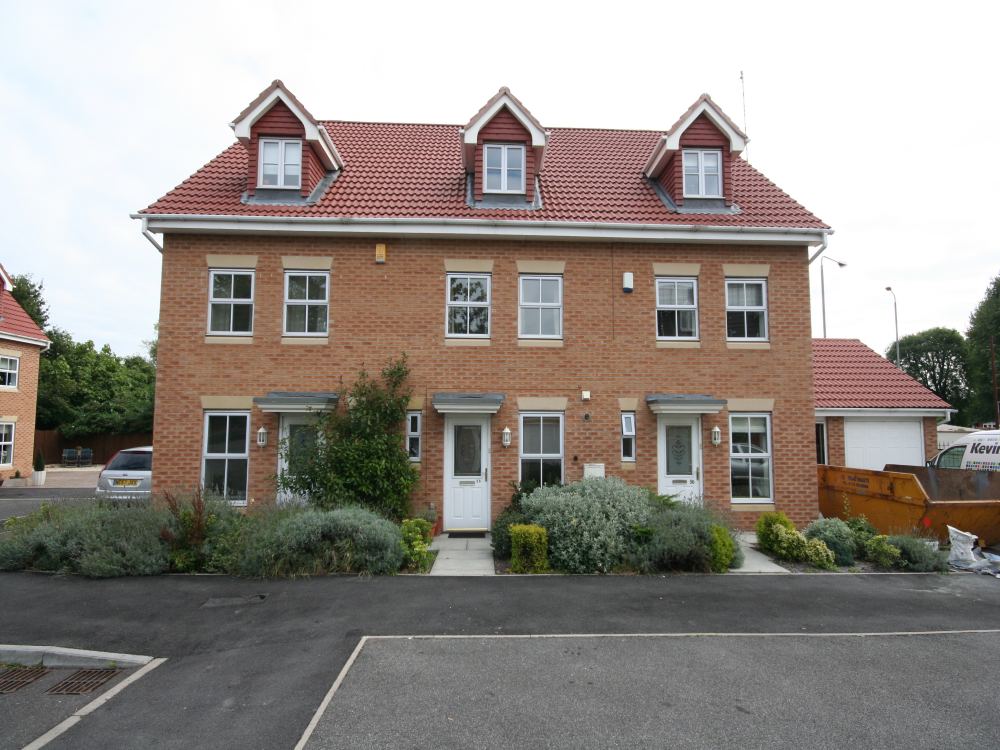 Whitegates Beeston 3 bedroom House SSTC in Topliff Road Chilwell Nottingham