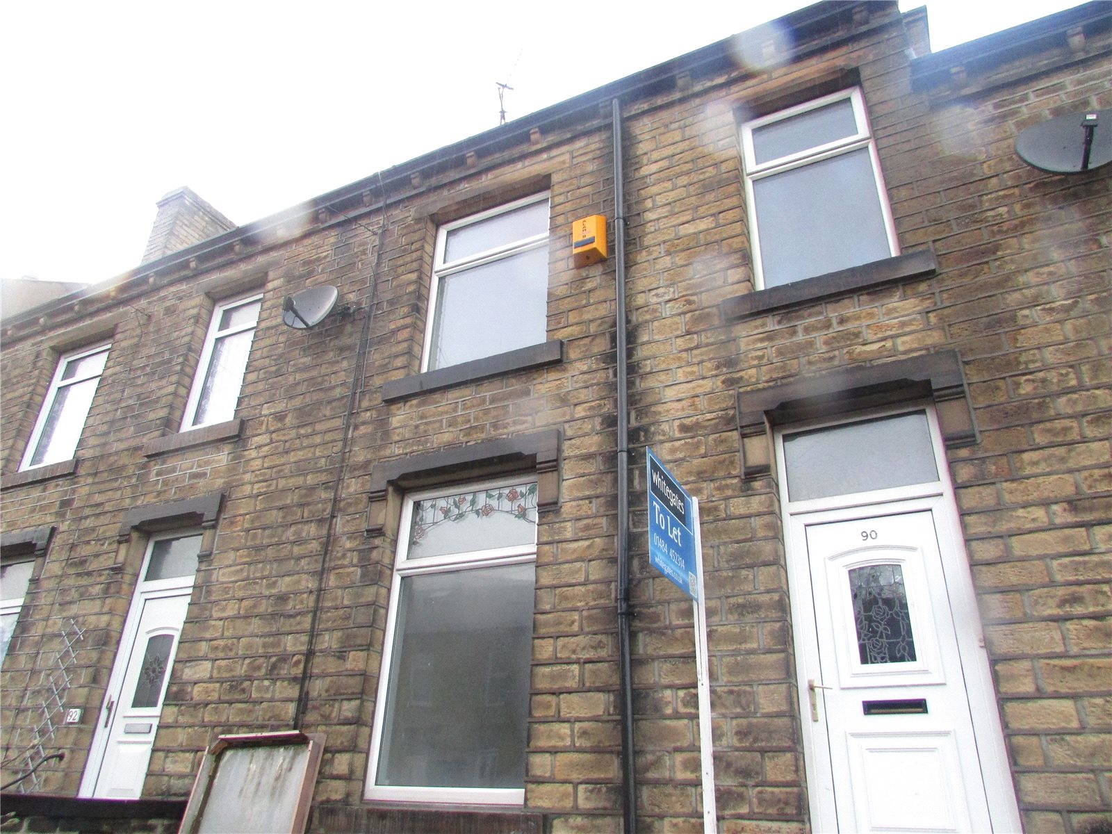 Whitegates Huddersfield 3 bedroom House To Let in Cowlersley Lane
