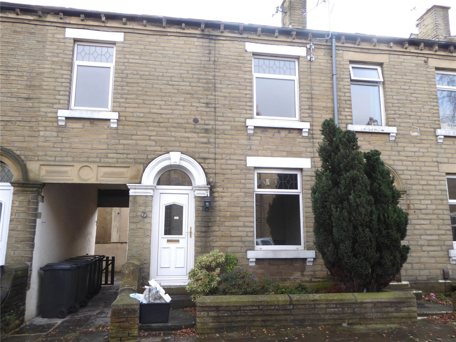 Whitegates Brighouse 2 bedroom House To Let in Catherine Street