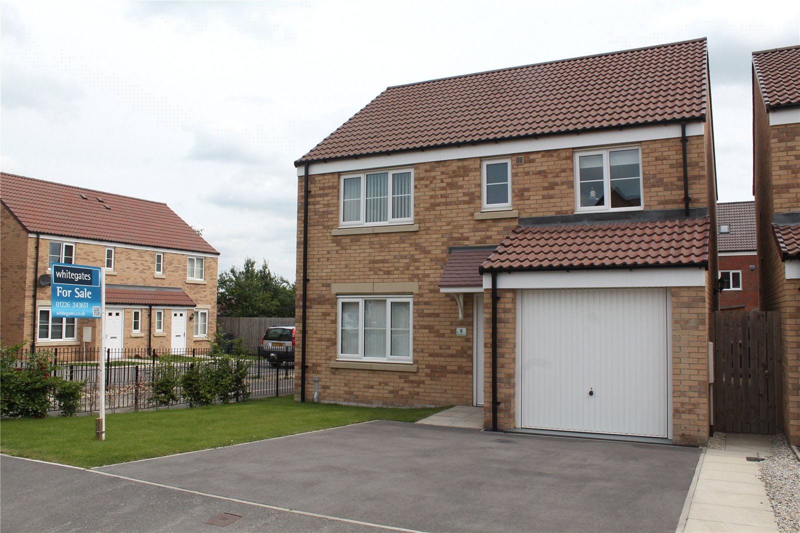 Whitegates Barnsley 4 bedroom House SSTC in Old Royston Avenue Royston