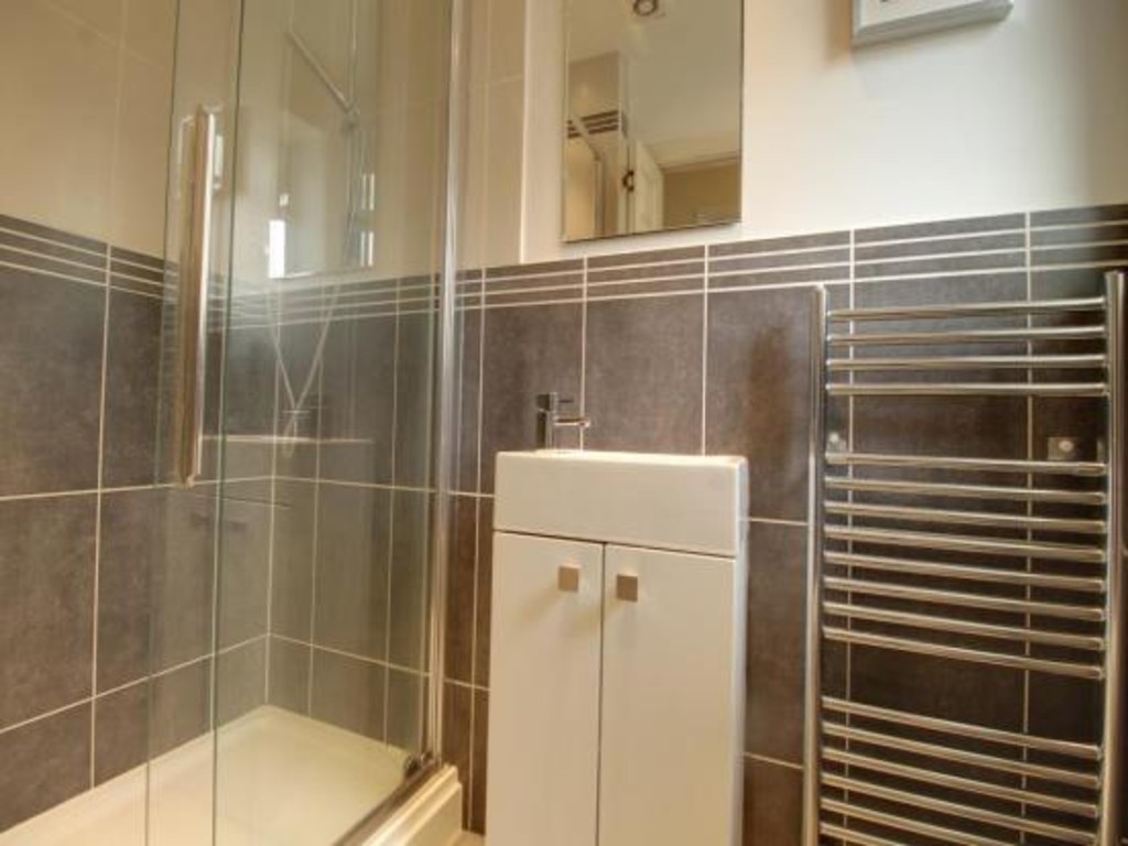 Room To Rent Near Frimley Room To Rent Near Frimley