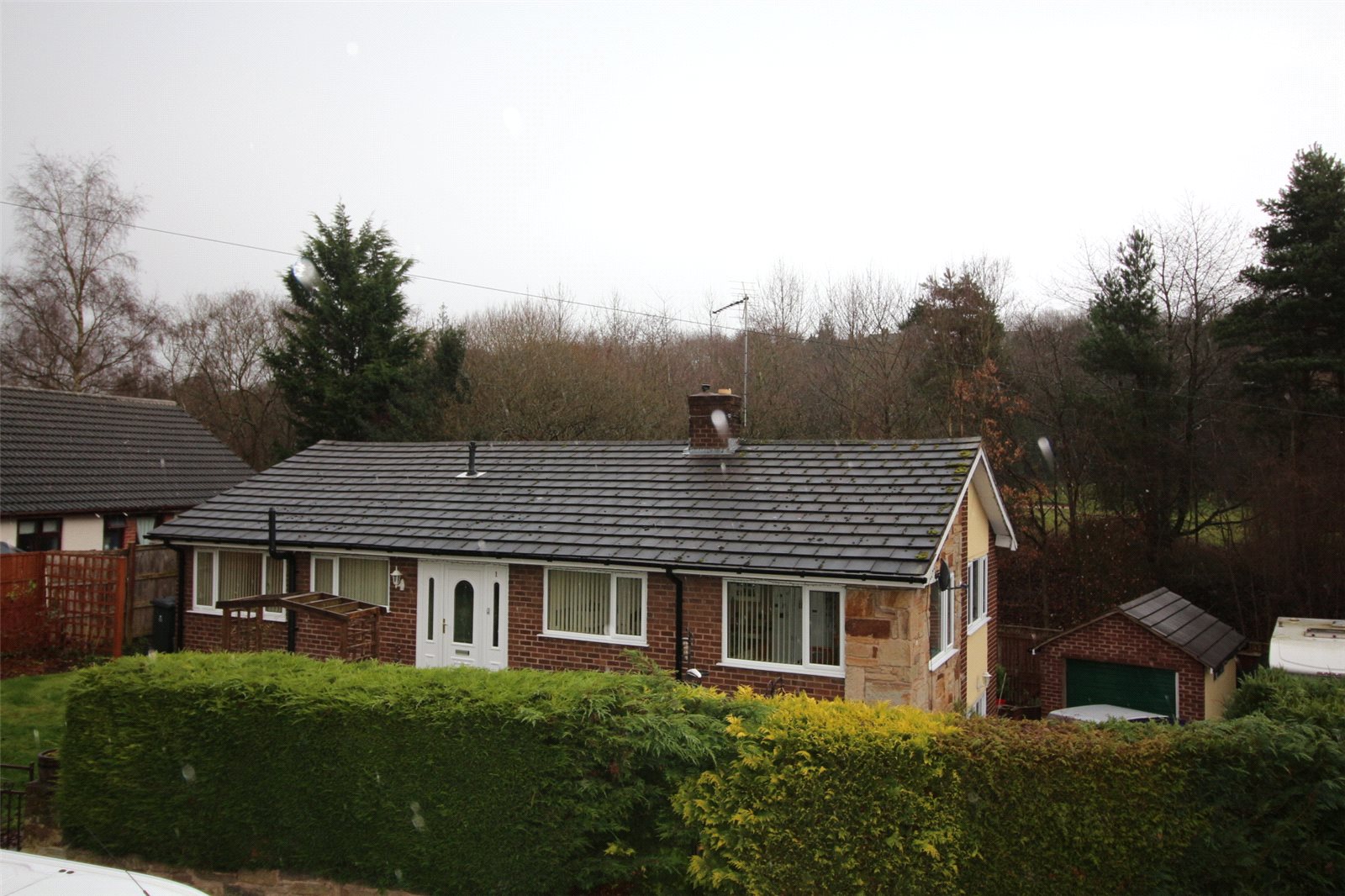 Whitegates Wrexham 4 bedroom House SSTC in Pendwll Road, Moss, Wrexham