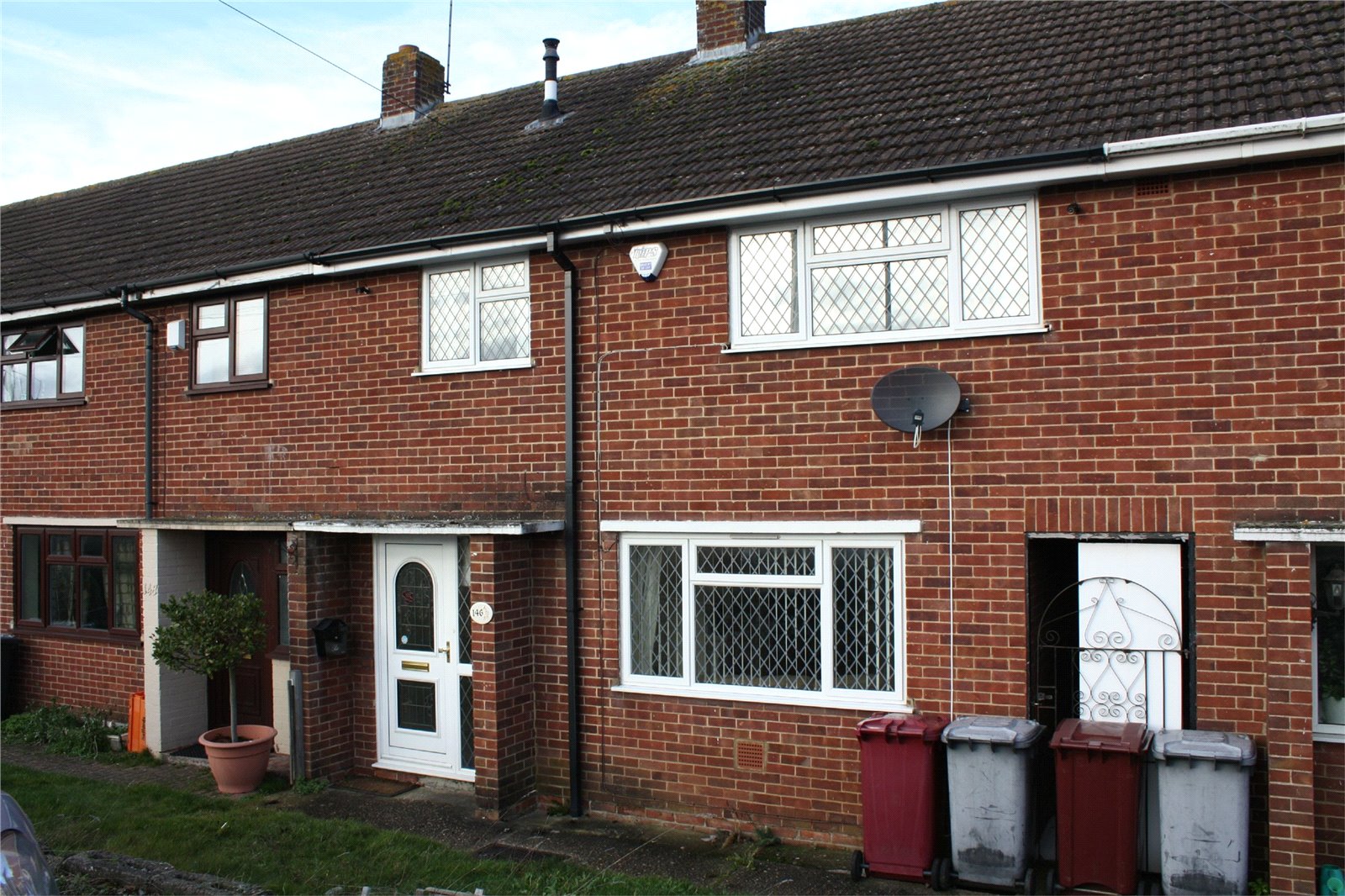 Parkers Reading 3 bedroom House for sale in Southcote Lane Reading