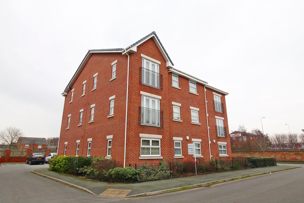 Martin & Co Widnes 1 bedroom Apartment Let in Sidings Court, Guest St