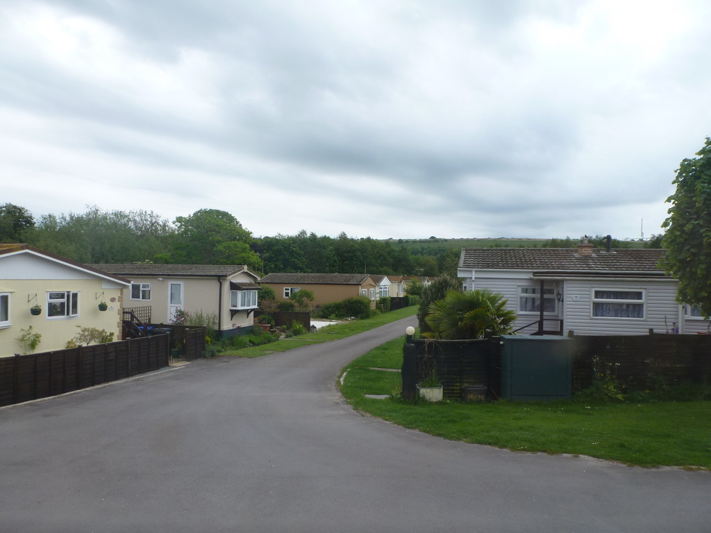Martin & Co Salisbury 2 bedroom Detached House Let in Heath Farm Park
