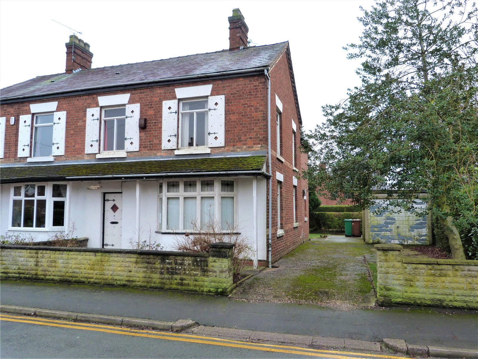 Whitegates Crewe 3 bedroom House for sale in Moorfields Willaston