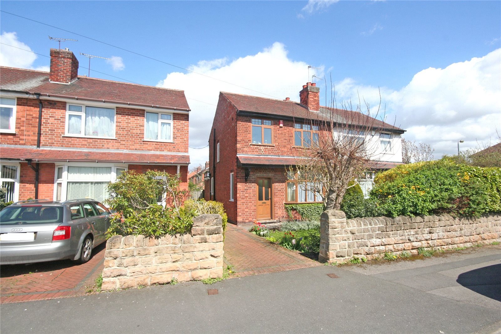 Whitegates Beeston 3 bedroom House to rent in Peveril Road Beeston